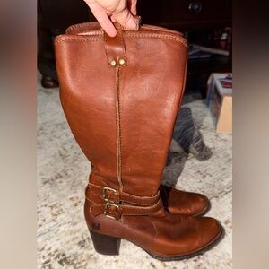 Born Leather Knee-High Boots heeled zip up size 6